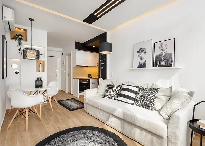 Innovative Fun Modern In Ladadika Thessaloniki