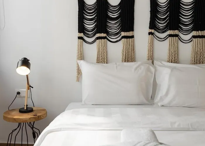Apartment Innovative Fun Modern In Ladadika *